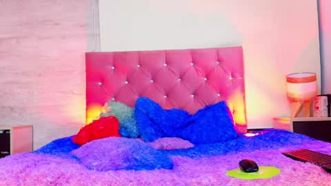 Sary  online show from 04/23/26, 03:41
