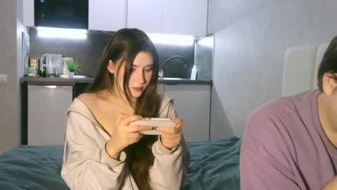 sasakyra online show from 12/01/24, 10:21