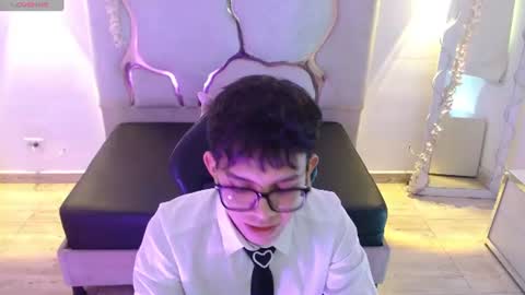 Snapshot of sasan_tay chatting on 07/17/26, 11:39 sasan_tay online show from 07/17/26, 11:39