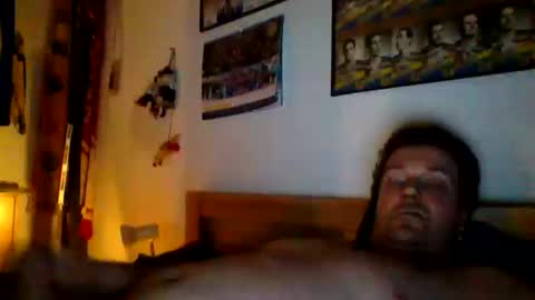 Snapshot of saschacrow1 chatting on 03/12/26, 06:14 Saschacrow1 online show from 03/12/26, 06:14