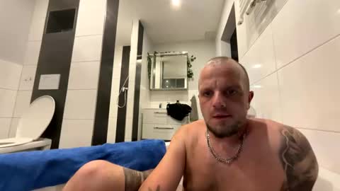 Snapshot of sash335 chatting on 09/12/25, 06:41 Men37 online show from 09/12/25, 06:41
