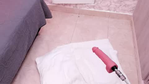 Sasha  online show from 11/07/25, 09:04