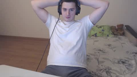 sasha_calvin online show from 11/18/25, 07:40