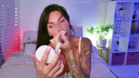 Sasha Miro online show from 06/11/26, 02:33