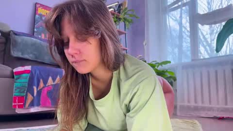 Alexandra Sasha in short online show from 04/05/26, 06:43