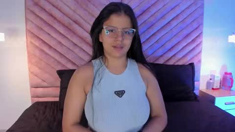 Sasha online show from 10/08/25, 07:33