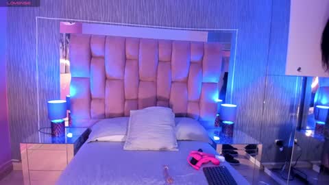 Camila  online show from 01/11/25, 11:34