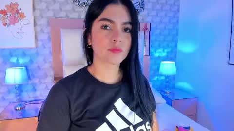 Camila  online show from 12/05/25, 11:30