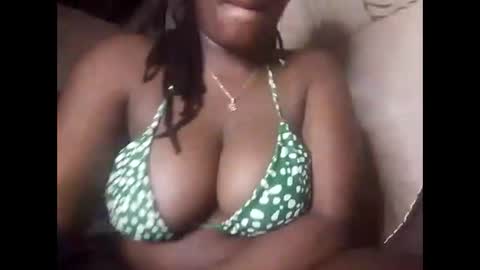 sashabigbooty online show from 10/30/25, 12:45