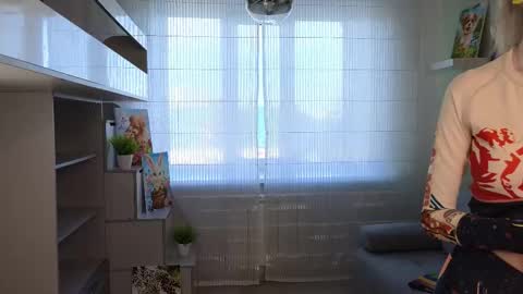 Snapshot of sashablonde_ chatting on 03/30/26, 05:30 Sasha online show from 03/30/26, 05:30