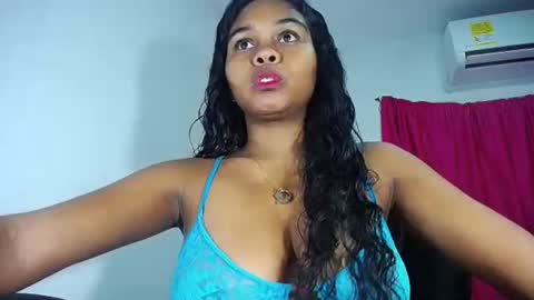 Snapshot of sashabreck1 chatting on 10/20/25, 03:18 sashabreck1 online show from 10/20/25, 03:18