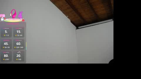 Snapshot of sashapears chatting on 09/17/25, 02:13 Manuela online show from 09/17/25, 02:13