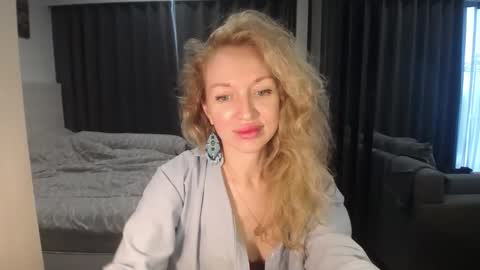 Snapshot of sashasweetsasha chatting on 05/07/26, 04:29 Sasha online show from 05/07/26, 04:29