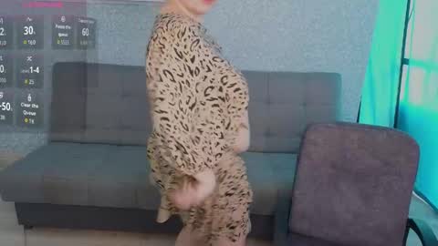 Snapshot of sashavibe chatting on 05/26/26, 03:08 Sasha online show from 05/26/26, 03:08