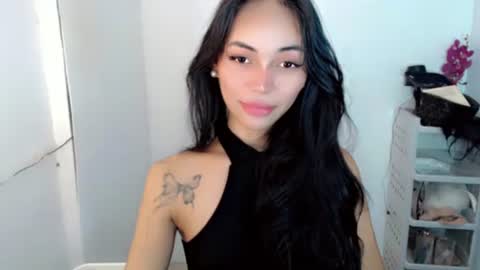 Snapshot of sashifoxdoll_ chatting on 05/22/26, 10:04 Sashi online show from 05/22/26, 10:04