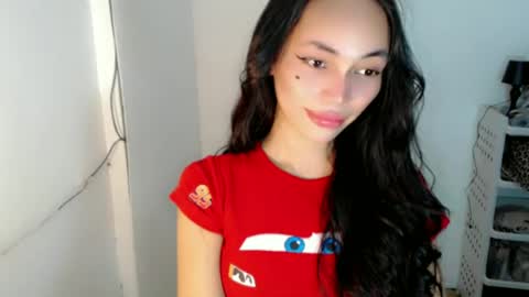 Snapshot of sashifoxdoll_ chatting on 06/14/26, 10:23 Sashi online show from 06/14/26, 10:23