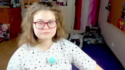 .Alexandra online show from 12/16/25, 10:20