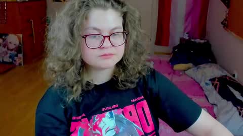 Snapshot of sashy_way chatting on 05/02/26, 03:39 .Alexandra online show from 05/02/26, 03:39
