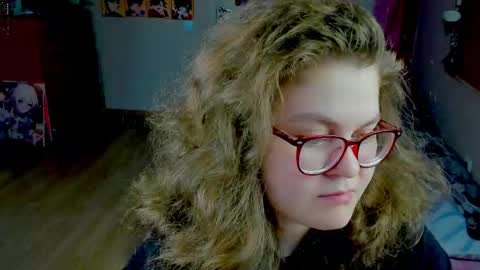 Snapshot of sashy_way chatting on 06/09/26, 06:19 .Alexandra online show from 06/09/26, 06:19