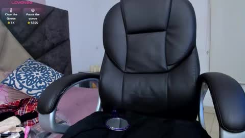 saskiagrendel online show from 03/04/26, 12:05