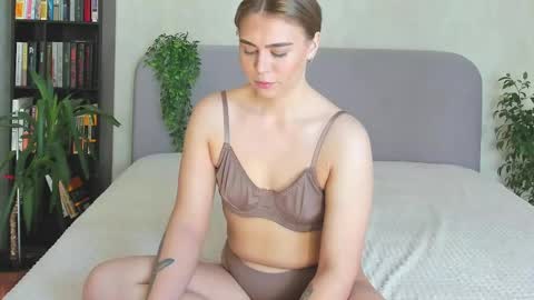 Sassy online show from 10/11/25, 07:07