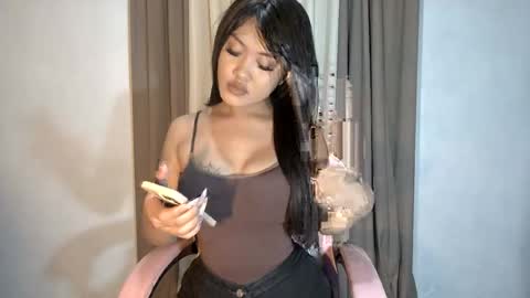 sassy_jenny8 online show from 07/23/26, 07:12