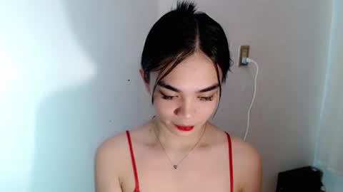 Snapshot of sassy_keath chatting on 05/25/26, 02:56 Keath online show from 05/25/26, 02:56