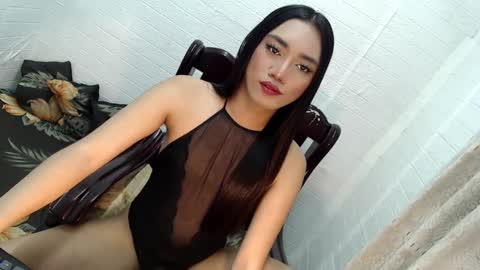 Snapshot of sassy_keylla chatting on 02/12/25, 10:24 KEYLLA online show from 02/12/25, 10:24