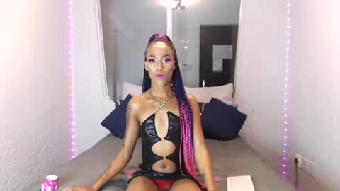 Kylie online show from 03/02/25, 10:59