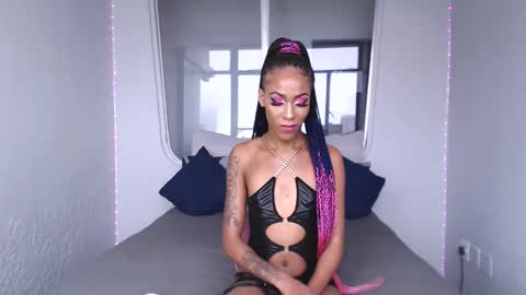 Kylie online show from 03/03/25, 06:26