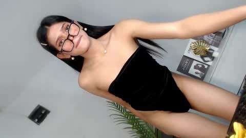 sassy_monie online show from 01/30/25, 04:16