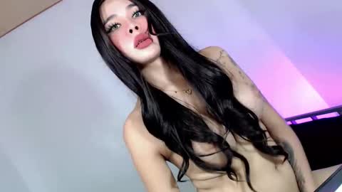 Tiffanie online show from 01/15/26, 02:38