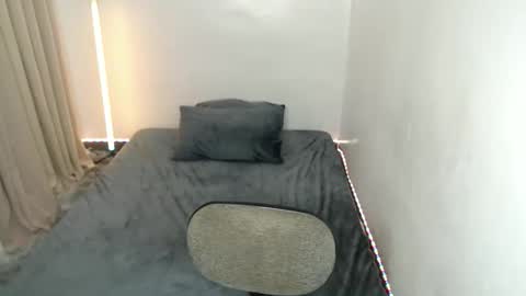 Snapshot of sassy_vivits chatting on 04/25/26, 03:31 sassy_vivits online show from 04/25/26, 03:31