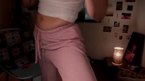 Ms. Oh   online show from 02/05/25, 09:40