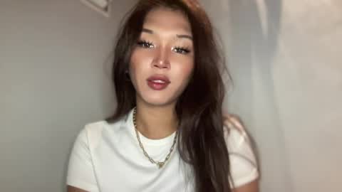 Snapshot of sassy_yourgirlxxxx chatting on 06/04/26, 12:49 Sassygirl online show from 06/04/26, 12:49