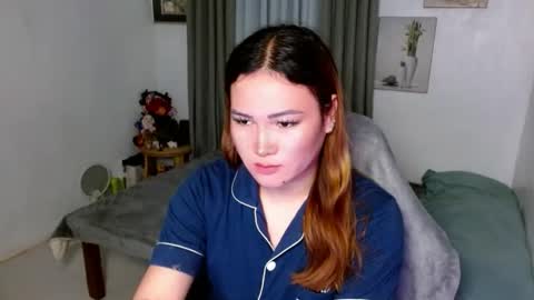 Snapshot of sassygirl_elliexx chatting on 03/25/26, 06:36 sassygirl_elliexx online show from 03/25/26, 06:36