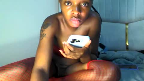 Snapshot of sassylilmama chatting on 07/02/26, 05:30 sassylilmama online show from 07/02/26, 05:30