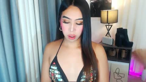 Snapshot of sassynamix chatting on 06/18/26, 05:17 sassynamix online show from 06/18/26, 05:17