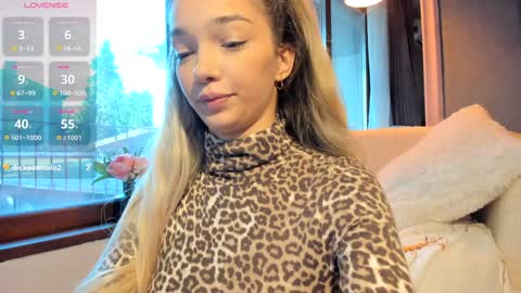 sassyt33n online show from 09/28/25, 08:20