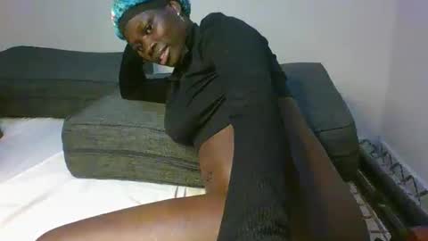 sassytannia online show from 03/06/26, 01:18