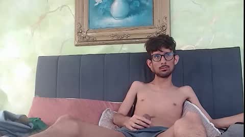 sasuke_bigcock online show from 06/05/26, 03:18