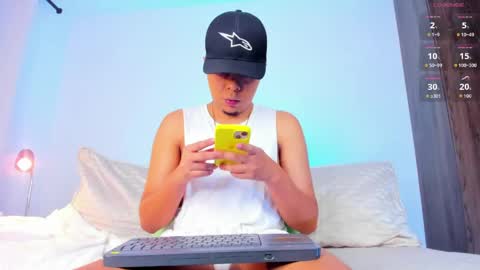 Snapshot of satanas_333 chatting on 05/19/26, 12:27 online show from 05/19/26, 12:27
