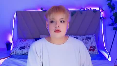 Snapshot of satisfaction_18 chatting on 06/16/26, 03:25 Kati online show from 06/16/26, 03:25