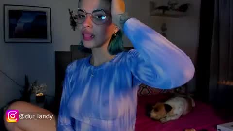 Snapshot of satomimori chatting on 06/16/26, 02:25 im Jessi Independet Model online show from 06/16/26, 02:25