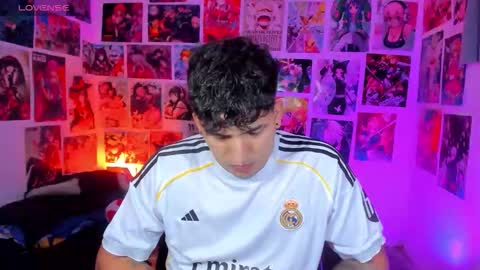 Saturn online show from 11/01/25, 03:52