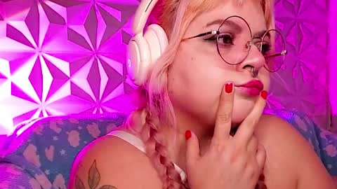 Gina George online show from 04/02/26, 09:56