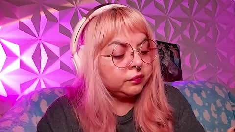 Gina George online show from 04/21/26, 01:53