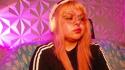 Gina George online show from 04/23/26, 02:24