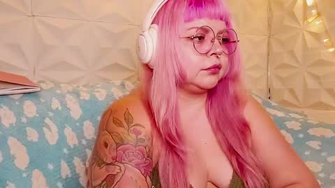 Gina George online show from 05/23/26, 01:44