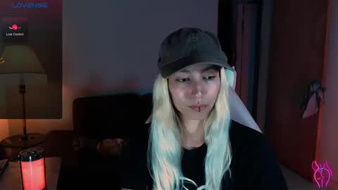 I AM JENN  online show from 12/07/24, 02:42